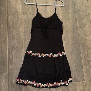 Andre by unit Embroidered black dress